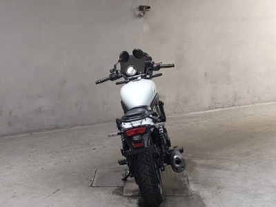 Kawasaki ELIMINATOR 400-1
