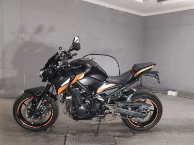 Kawasaki Z900