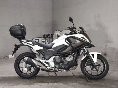 Honda NC750X DCT