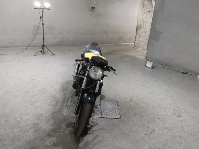 Yamaha FZ400