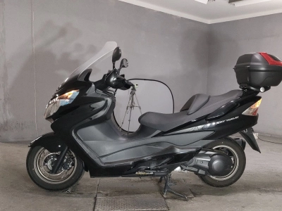 Suzuki SKYWAVE 400S