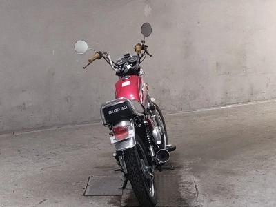 Suzuki GN125H