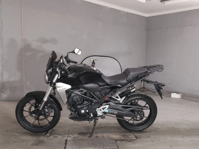 Honda CB250R