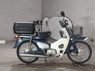 Honda SUPER CUB70