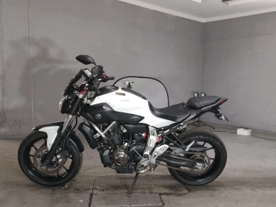Yamaha MT-07