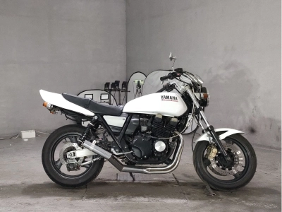 Yamaha XJR400R-1
