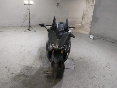 Yamaha T-MAX560