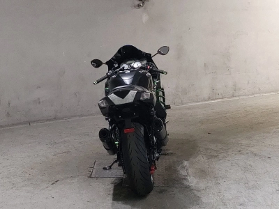 Kawasaki ZX-14R