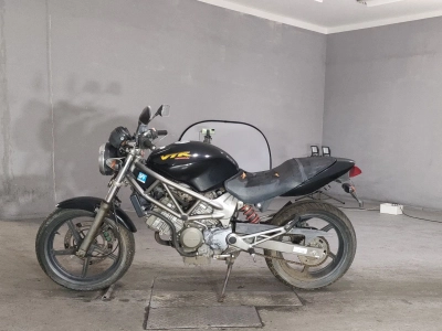 Honda VTR250