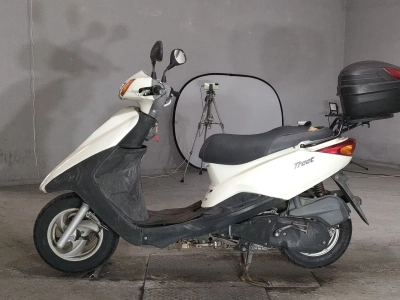 Yamaha AKUSHI STREET