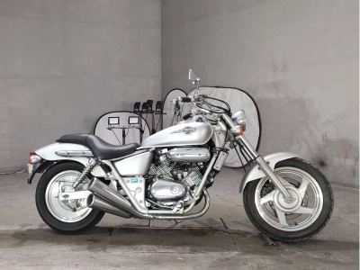 Honda MAGNA 250