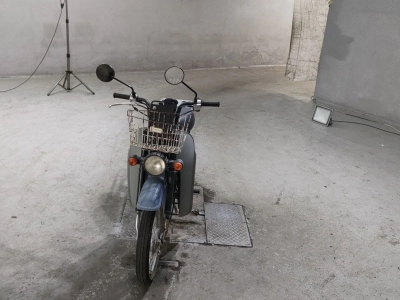 Suzuki BAR DEE50