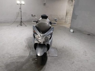 Suzuki SKYWAVE 250SS