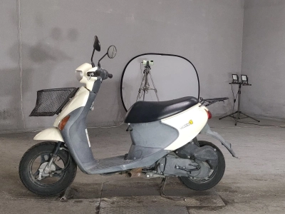 Suzuki LET'S4