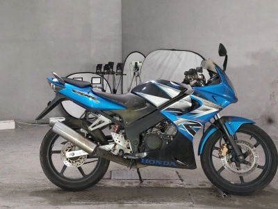 Honda CBR150R