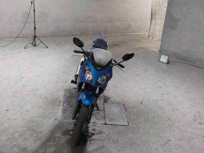 Honda CBR150R