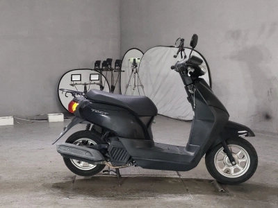 Honda  TACT  BASIC 