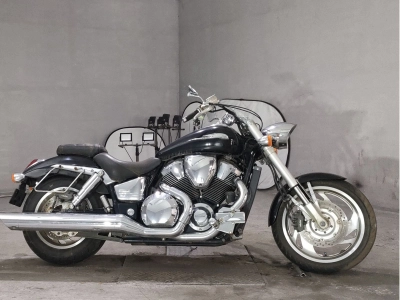 Honda VTX1800