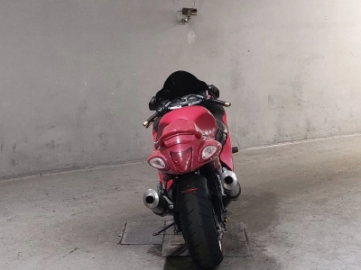 Suzuki GSX1300R HAYABUSA
