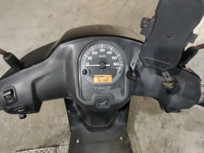 Honda  TACT  BASIC 