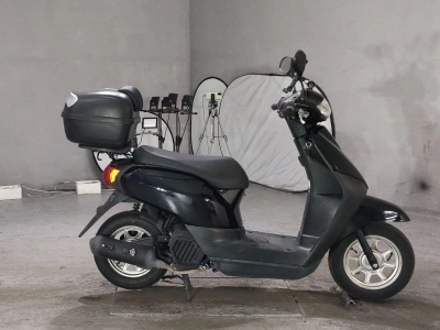 Honda  TACT  BASIC 