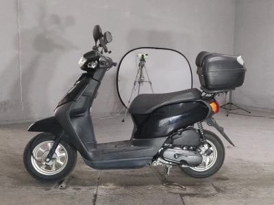 Honda  TACT  BASIC 