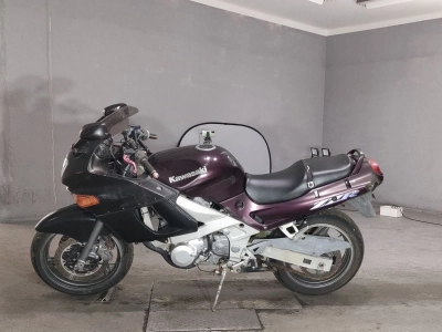 Kawasaki ZZR400