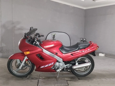 Kawasaki ZZR250