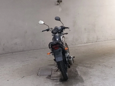 Yamaha YBR125
