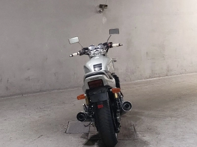 Yamaha XJR1200
