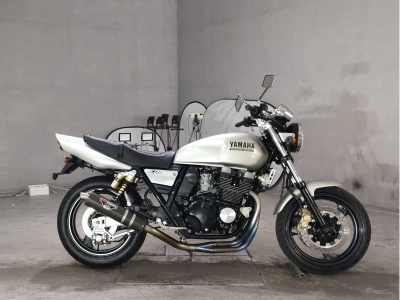 Yamaha XJR400R-1