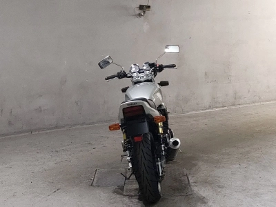 Yamaha XJR400R-1