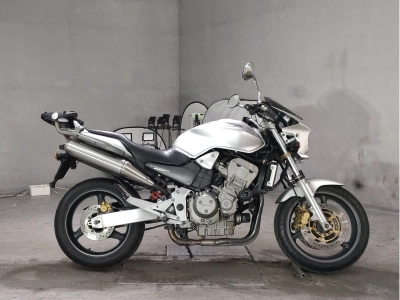 Honda HORNET900