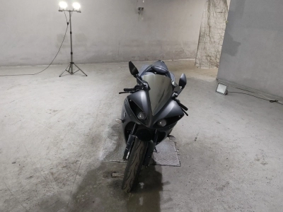 Yamaha YZF-R1