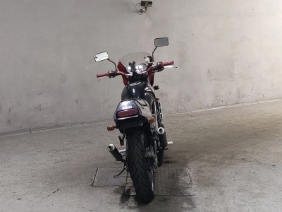 Yamaha R1-Z