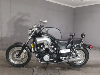 Yamaha V-MAX