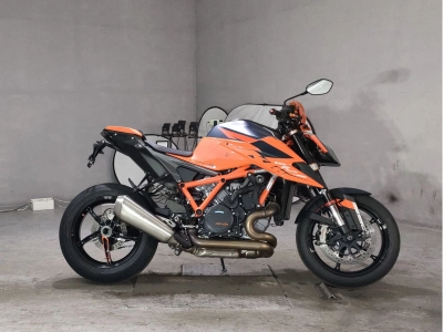 KTM KTM 1290 SUPER  DUKE R