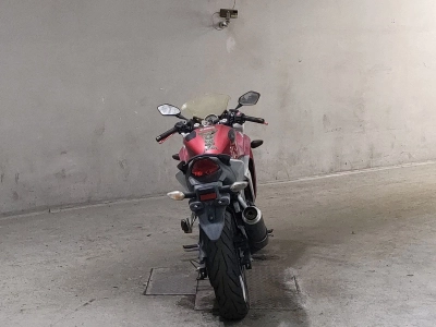 Honda CBR250R