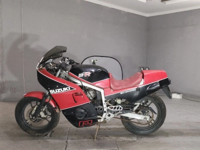 Suzuki GSX-R400