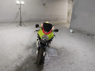 Suzuki GSX-R250