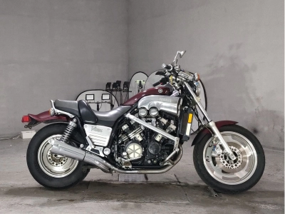 Yamaha V-MAX