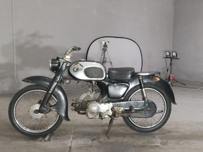Honda C200