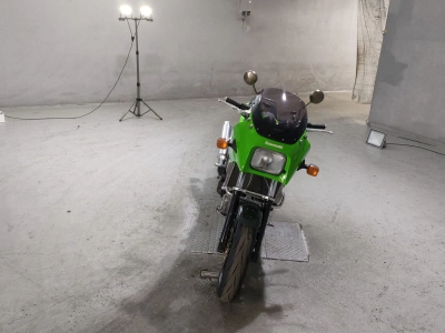Kawasaki GPZ900R