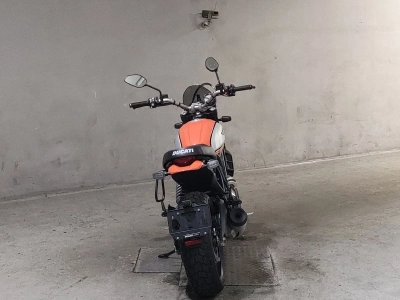 Ducati  DUCATI  SCRAMBLER  ICON 
