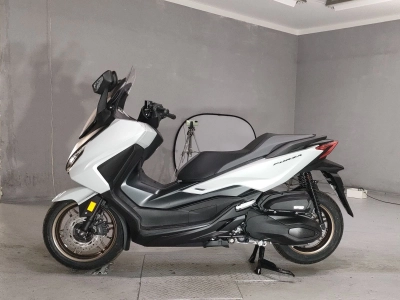 Honda FORZA