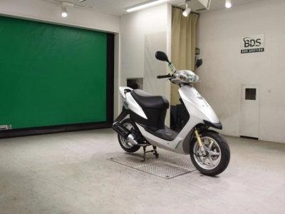 Suzuki ZZ