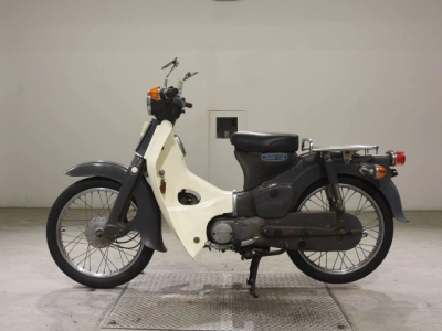 Honda C70