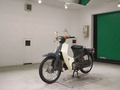 Honda C70