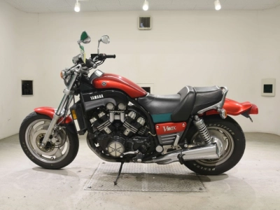 Yamaha V-MAX