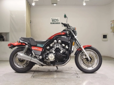 Yamaha V-MAX